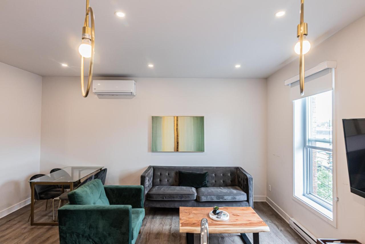 2 Bedroom Luxury In The Mile End By Den Stays Montreal Zewnętrze zdjęcie
